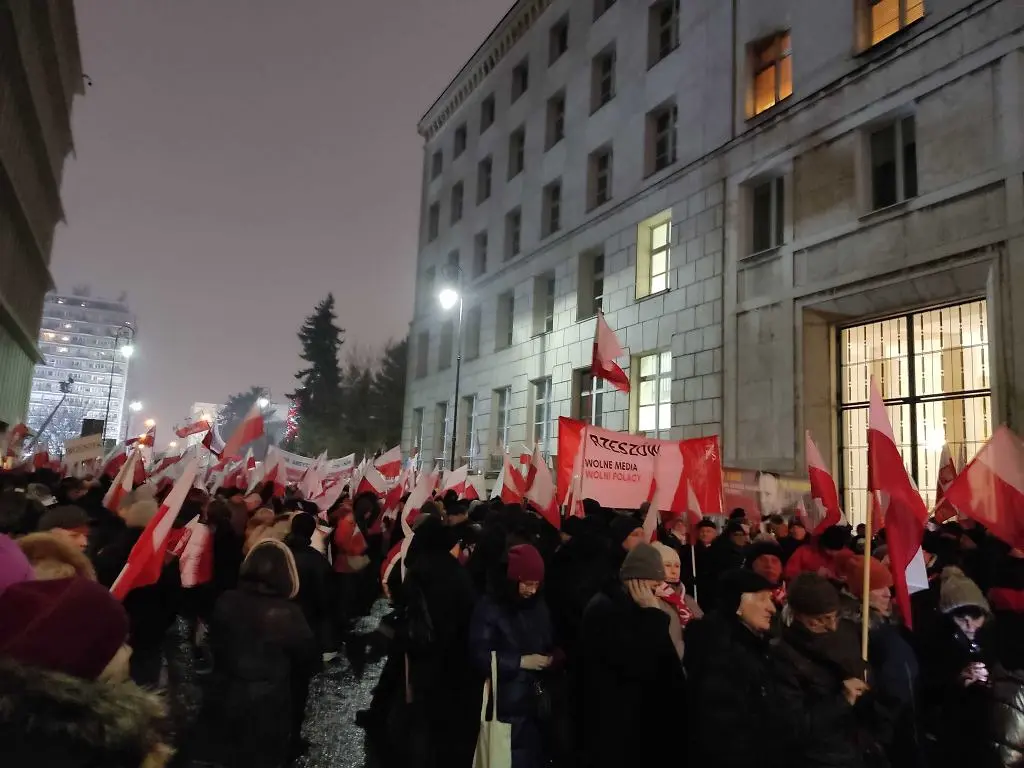 Protest wolnych Polaków w Warszawie. Relacja