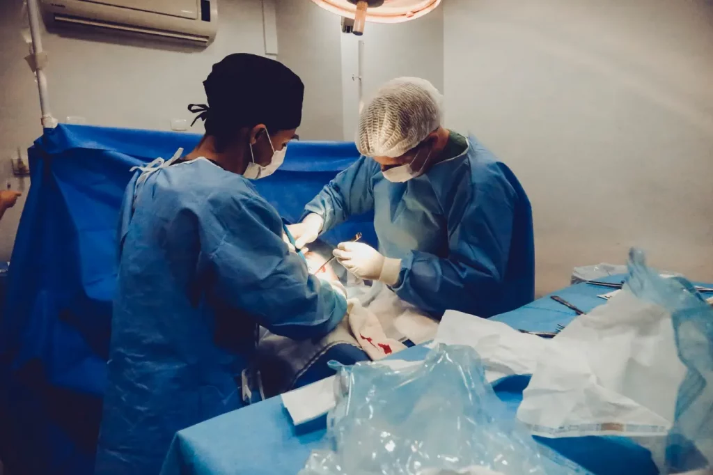 Innowacyjna operacja robotem Da Vinci w Poznaniu - Rewolucja w chirurgii