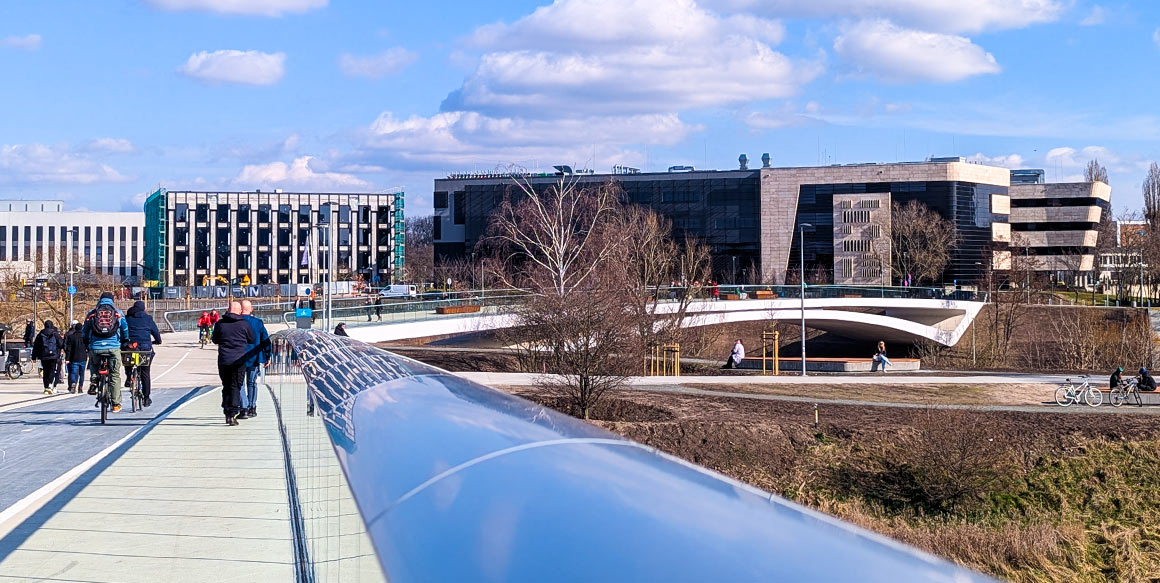 400 tysięcy przejazdów – mosty Berdychowskie biją rekordy popularności